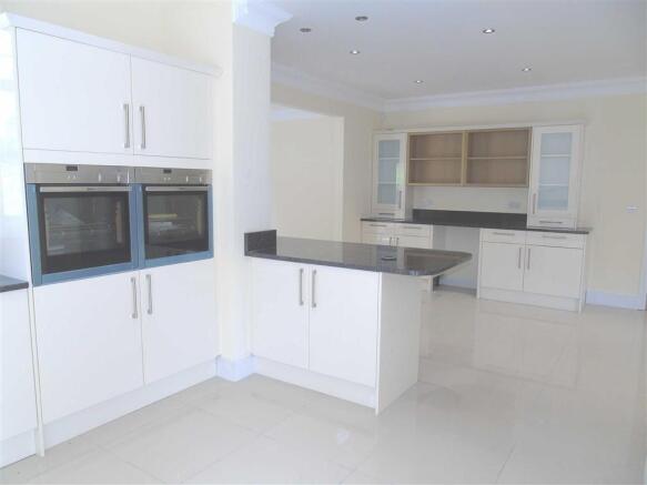 Kitchen/Dining Room