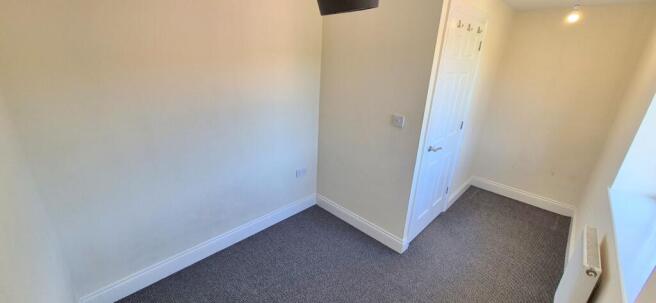 2 bed Semi-Detached for sale Image 7
