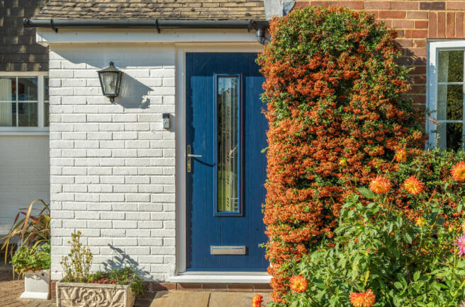 1353792-26-68ce90...