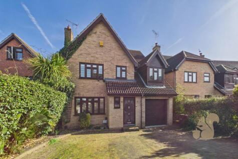 Goldcrest Close, Colchester