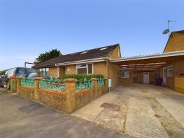 26, Adelaide Gardens, Stonehouse GL10 2PZ