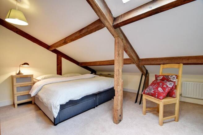 4 bed Terraced for sale Image 12
