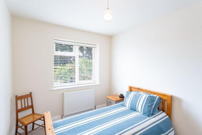 4 bed Semi-Detached for sale Image 12