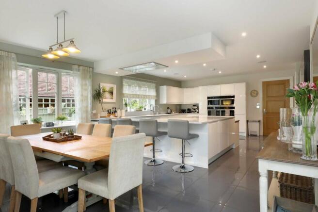 Kitchen/Dining