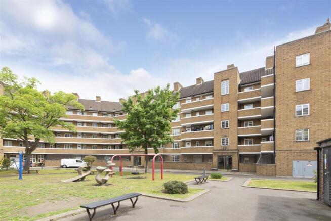 52570 Hi res (14).jpg