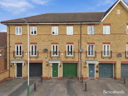 Paignton Close, Romford, RM3