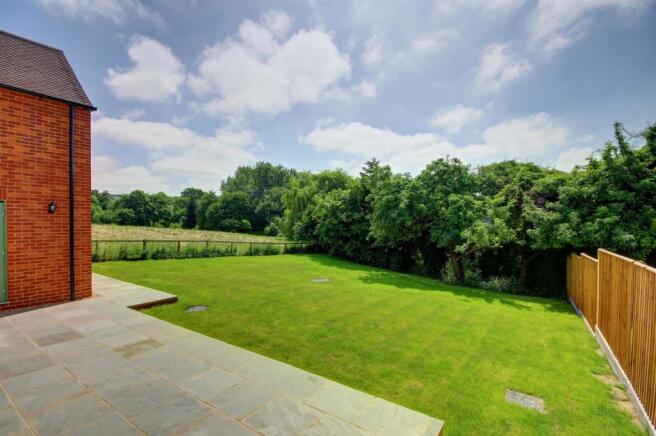 Garden & view