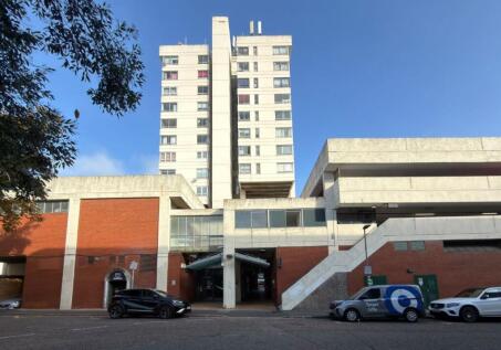 Flat 10 Elizabeth Wheeler House, 19 The Mall, Bromley, Kent, BR1 1TT