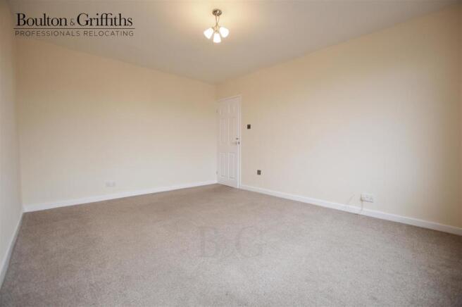 Bedroom 1.jpg