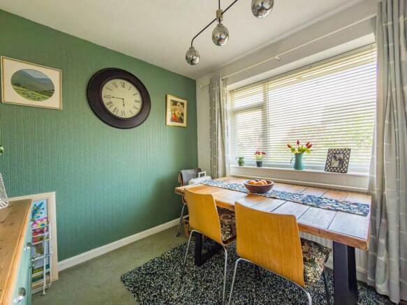 2 bed Bungalow for sale Image 9