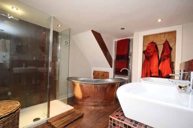 Photo 10