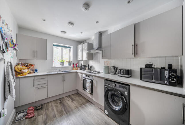 1325639-4-68931f0...