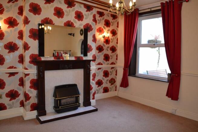 Sitting Room/Dining