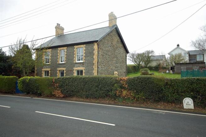 Bryn Seion - Fore.jpg