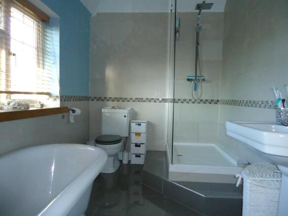 Photo 5