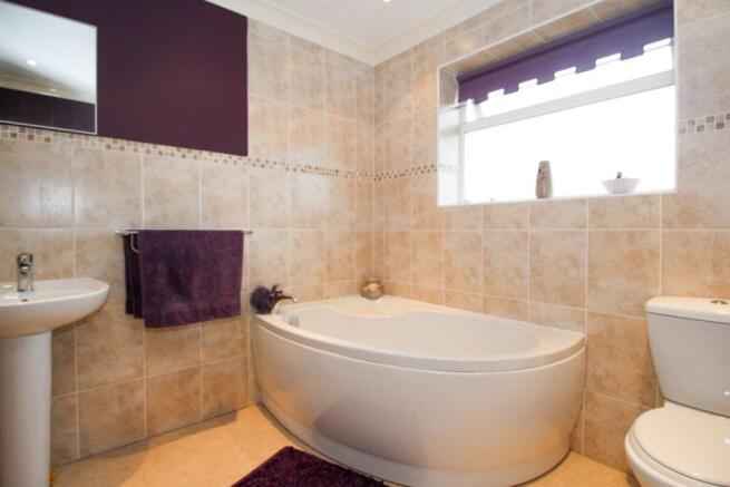 Bathroom / WC