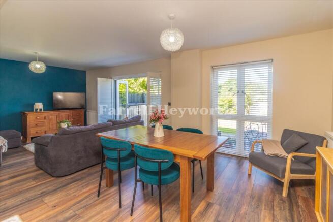 Kershaw Drive, Lancaster photo 4