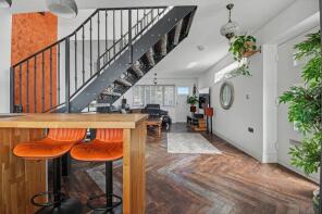 22, Range Gardens, Southampton SO19 1RG