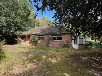 Stonebeck, 2 Cromer Road, Hainford, Norwich, Norfolk NR10 3AT