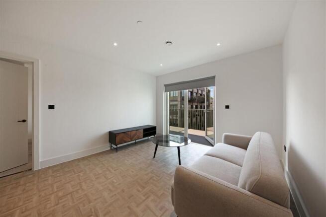 58 Provence Apartments, 3 Monarch Square - l9yiiQn