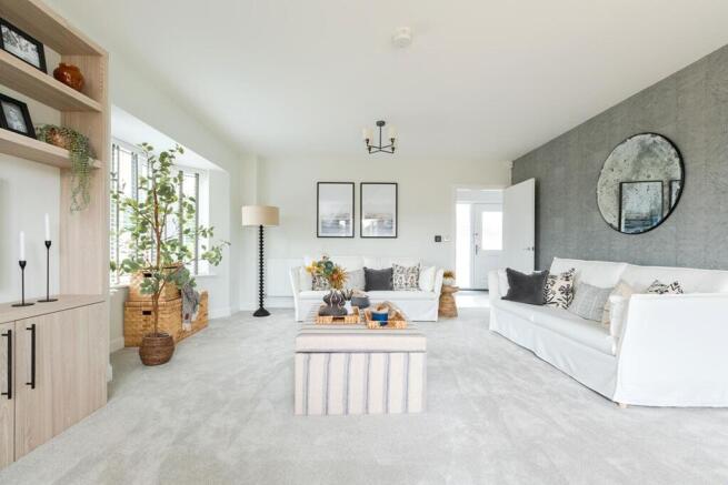 5 bed Detached for sale Image 5