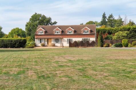 Cobham Way, East Horsley