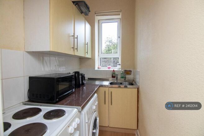 Kitchenette Essential Appliances Included