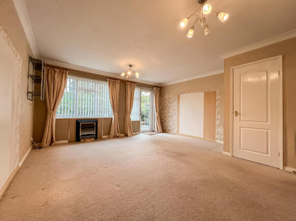 8 Wincanton Close - Lounge Diner