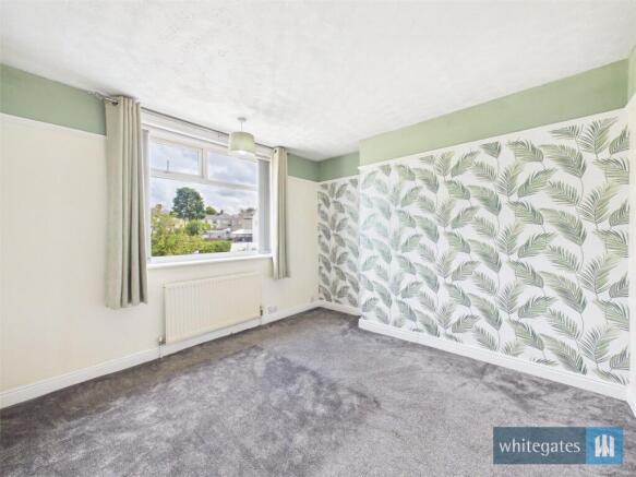 4 bed Semi-Detached to rent Image 11