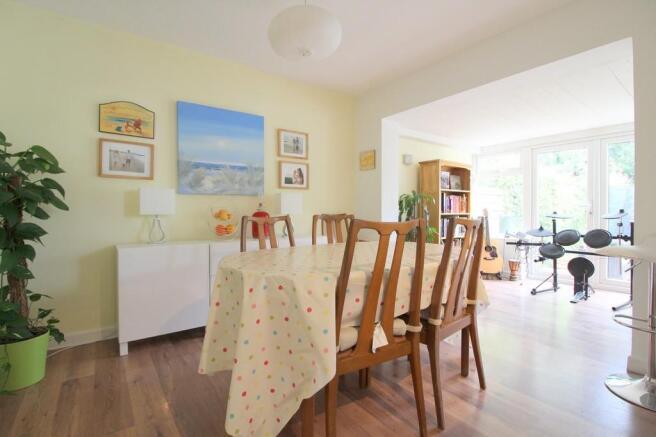 DINING ROOM / FAM...