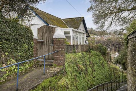 Madge Lane, Tavistock