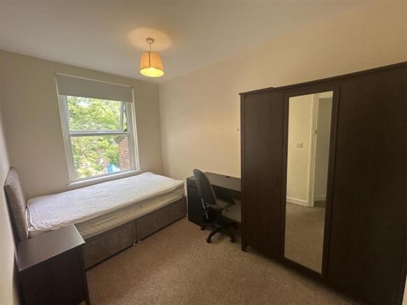 3 York bedroom.jpg