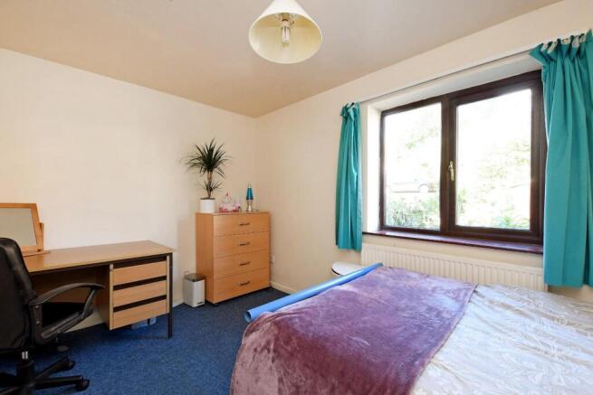 10 Kaye Place, bedroom 1.jpg