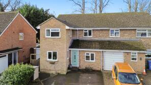 94, Lymington Avenue, Yateley GU46 6NF
