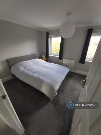 2 bed Terraced to rent Image 4