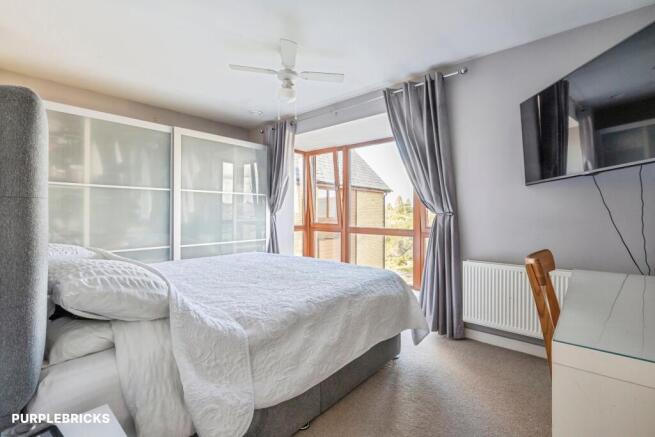 Pelman Way, Epsom, KT19 photo 4