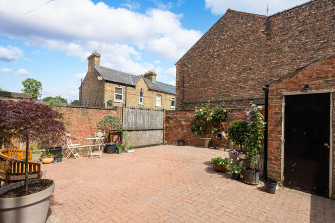 6 bed End of Terrace for sale Image 12