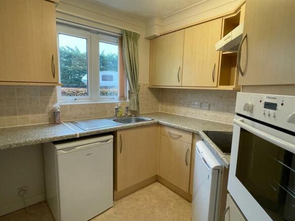 Kitchen..jpg