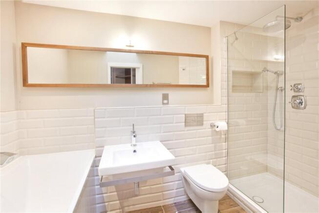 2 bed Apartment to rent Image 5