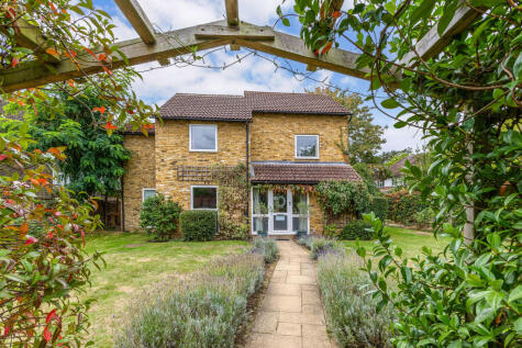 Manor Road, Teddington, TW11