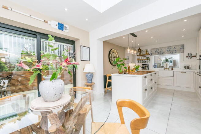 3 bed Detached for sale Image 6