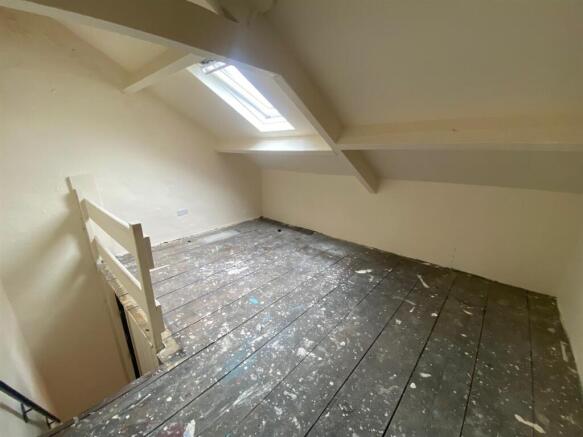 1 bed Terraced to rent Image 9
