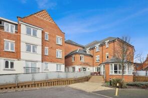 Flat 6, Crayshaw Court, Abbotsmead Place, Caversham, Reading RG4 8EQ