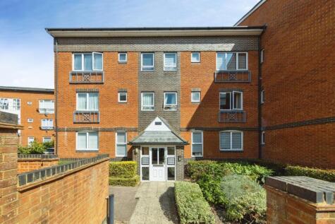 Avebury Avenue, Tonbridge, Kent, TN9