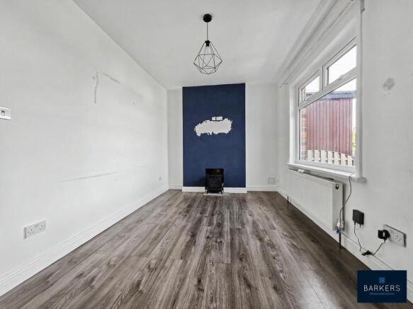 3 bed Semi-Detached for sale Image 5