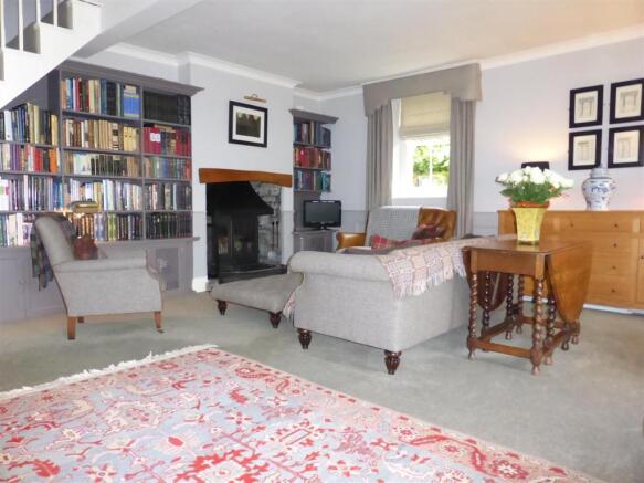 SITTING ROOM