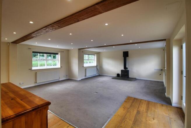 Living Room.jpg