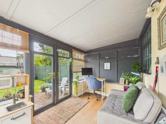 3 bed Terraced for sale Image 5