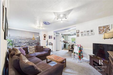 Woodcote Road, Wallington, SM6