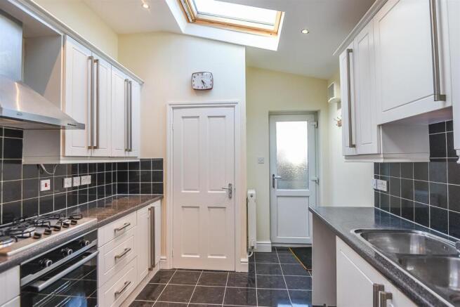 2 bed Terraced for sale Image 4